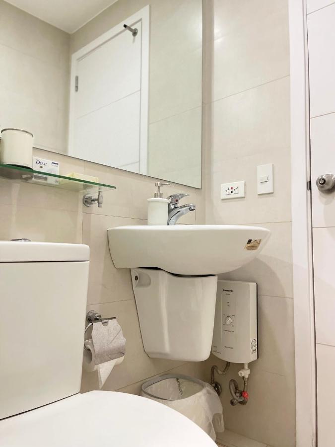 Sakura Apartment Манила Екстериор снимка