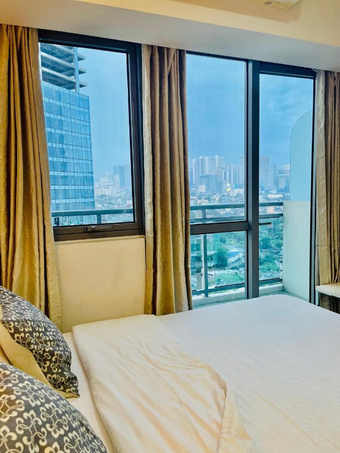 Sakura Apartment Манила Екстериор снимка